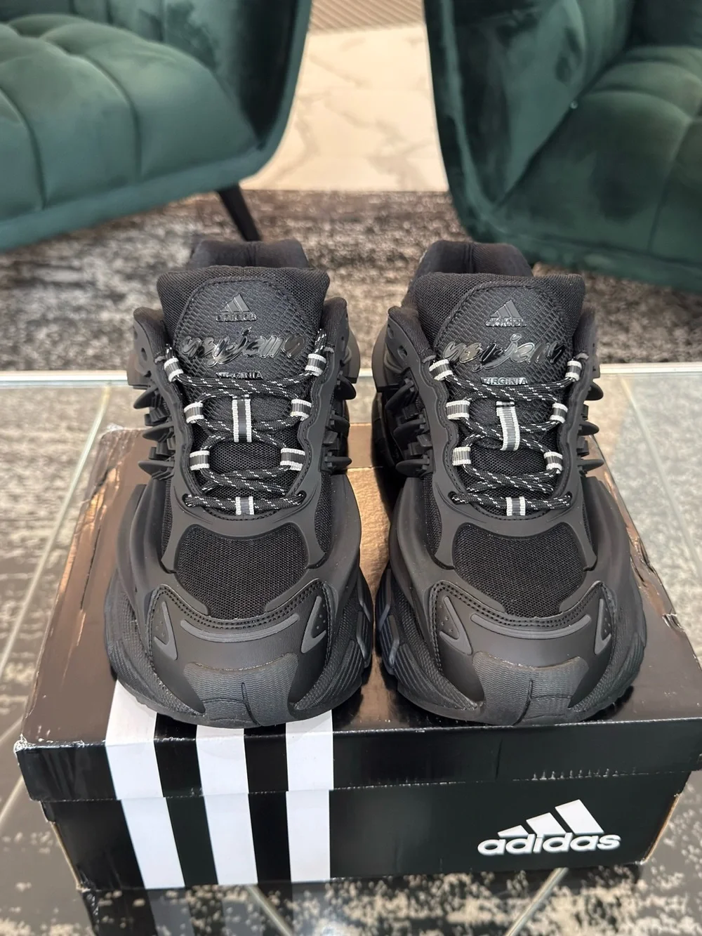 adidas Men's Black Low-Top Athletic Sneakers